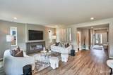 1525 137th Street - Photo 2
