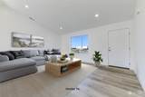 208 Montana St - Photo 3