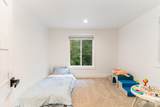8957 Pressentin Creek - Photo 18