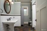 1410 Oakes Street - Photo 14