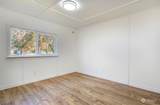 8008 179th Street - Photo 15