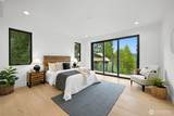 166 Soundview Drive - Photo 21