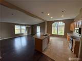 17720 Albany Street - Photo 9