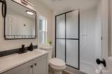 917 124th - Photo 17