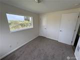 415 Curtis Street - Photo 11