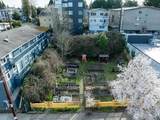 5520 University Way - Photo 4