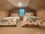 639 Birch Place - Photo 16
