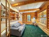 1064 Freshwater Park - Photo 25