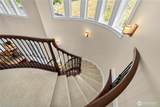 3638 Soundview Drive - Photo 25