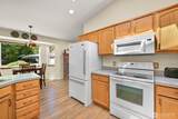 9019 Salmon Creek Lane - Photo 25
