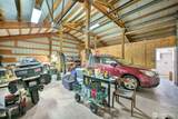 9019 Salmon Creek Lane - Photo 34