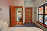 5177 Lakeside Drive - Photo 32