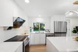 15313 Interlake Avenue - Photo 5