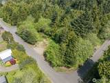 14 Holly Lane - Photo 7