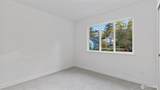 911 Hiawatha Place - Photo 17
