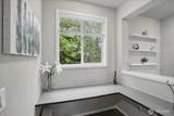 19431 9th Avenue - Photo 5