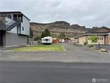 685 River Drive - Photo 1