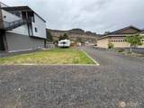 685 River Drive - Photo 4