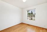 13727 Templeton Avenue - Photo 22