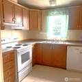 1611 Fairview Ave - Photo 8