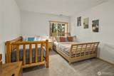 8607 Upper Peoh Point Road - Photo 19