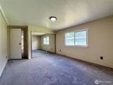2207 Alonda Lane - Photo 21