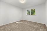 7921 Blakely Avenue - Photo 21