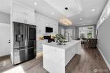 1315 Astor Street - Photo 9