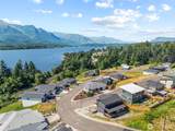 243 Hemmingway Drive - Photo 4