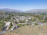1811 Skyline Drive - Photo 2