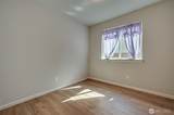 2718 9th Way - Photo 17