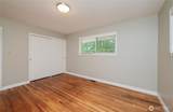 901 Grover Street - Photo 11