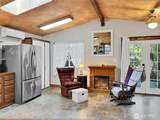 190 Mount Jupiter Drive - Photo 4