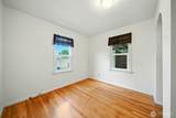 1913 Pleasant Street - Photo 12