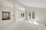 10057 Wallingford Avenue - Photo 10