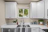 9547 Wallingford Avenue - Photo 15