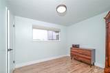 201 66th Avenue - Photo 13
