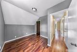 2118 Hoyt Avenue - Photo 31