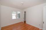 1204 Oak Street - Photo 13