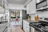 2562 Thorndyke Avenue - Photo 8