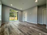 716 Island Circle - Photo 30