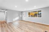 1611 Violet Meadow Street - Photo 4