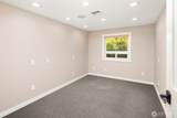 19007 Yew Way - Photo 16