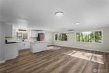 407 195th Avenue - Photo 4