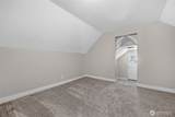 1925 Lombard Avenue - Photo 19