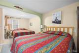 2044 Woodin Avenue - Photo 17