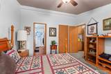 864 Hart Street - Photo 23