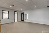 275 Pioneer Way - Photo 9