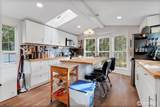 810 Totten Shores Dr - Photo 4