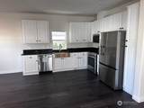 2101 324th Street - Photo 2